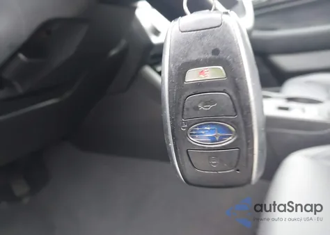 2015 Subaru Outback 2.5I Limited z USA, uszkodzony, nr VIN 4S4BSANC1F3299738